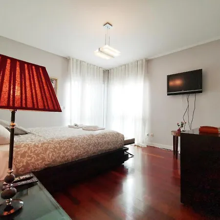 Apartment Entire Floor Parque Nacoes Prime Expo30 *