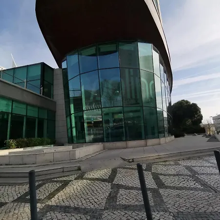 Entire Floor Parque Nacoes Prime Expo30 * Lissabon