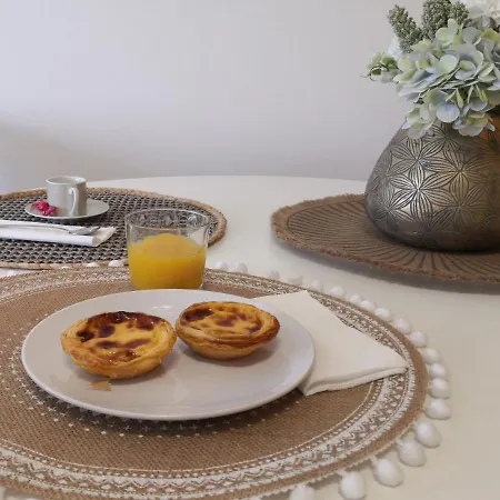 Entire Floor Parque Nacoes Prime Expo30 * Lissabon