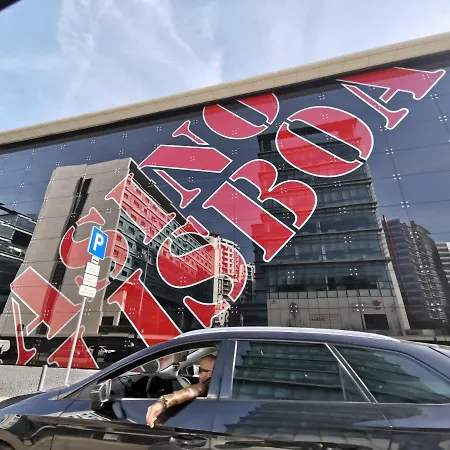 Entire Floor Parque Nacoes Prime Expo30 * Lissabon